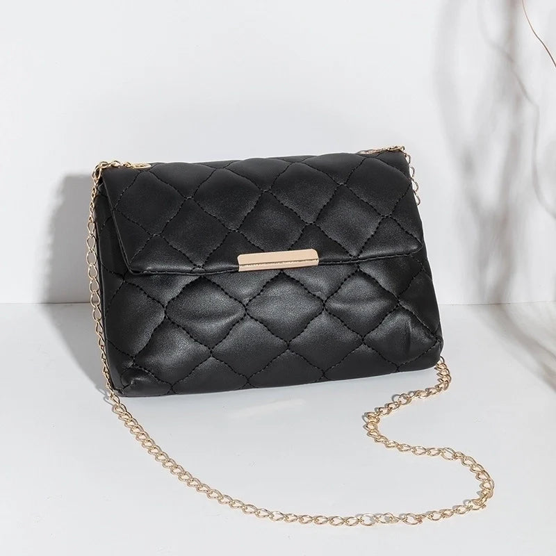 Stilvolle quadratische schwarze Handtasche FE13