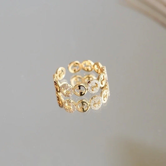 18K Gold Open Round Ring