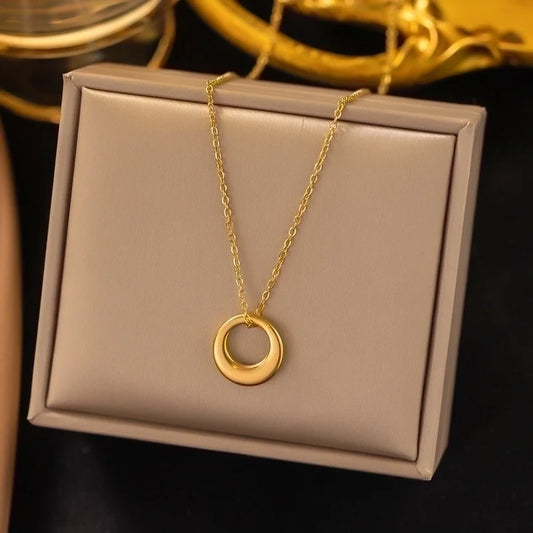 Gold Minimalist Necklace