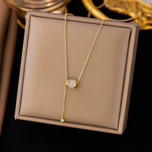 Gold Sleek Chain Necklace