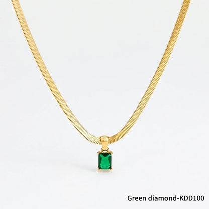 Halskette aus Edelstahl mit 18 Karat Vergoldung und grünem Diamanten XR38